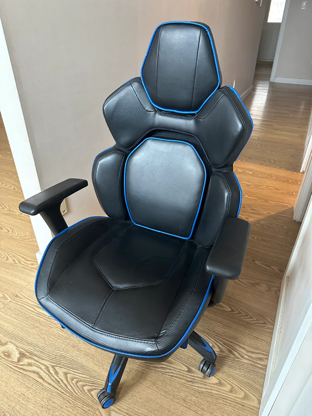 DPS 3D Insight Gaming Chair – Black/Blue (CAN DELIVER)