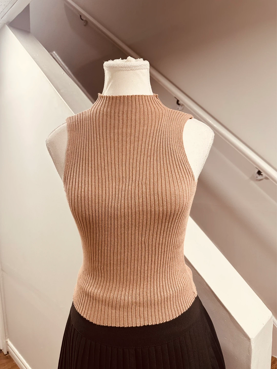 Women's Sleeveless Mock Neck Ribbed Knit Top - Beige