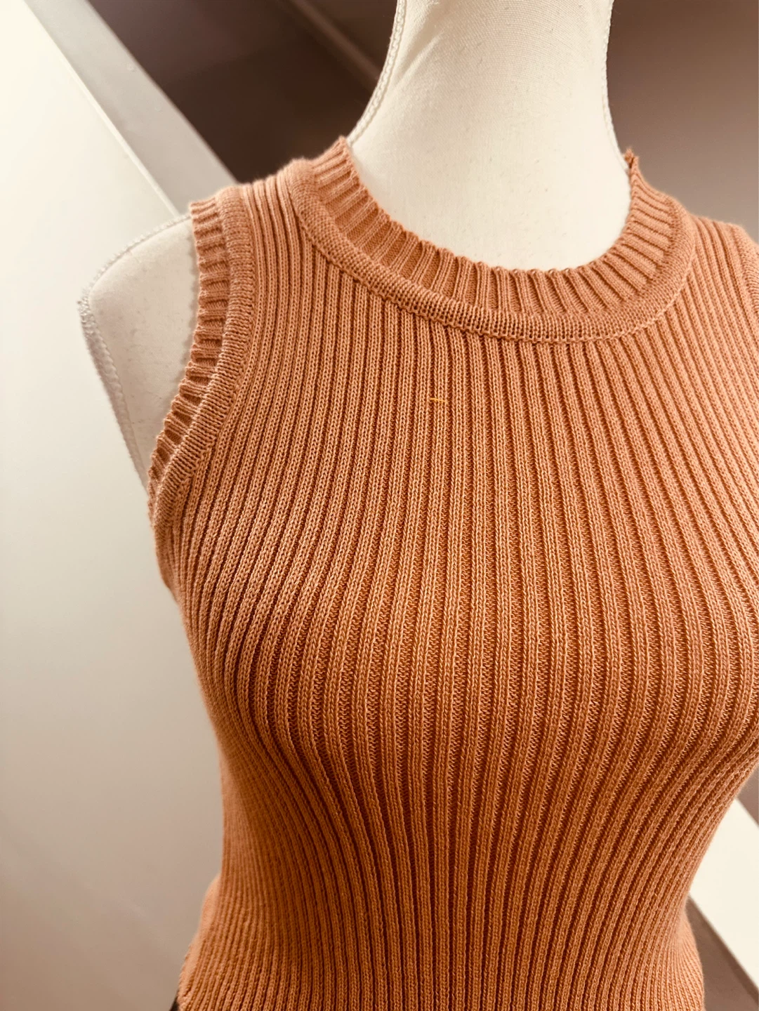 Ribbed Knit Tank Top - Coral - photo 2