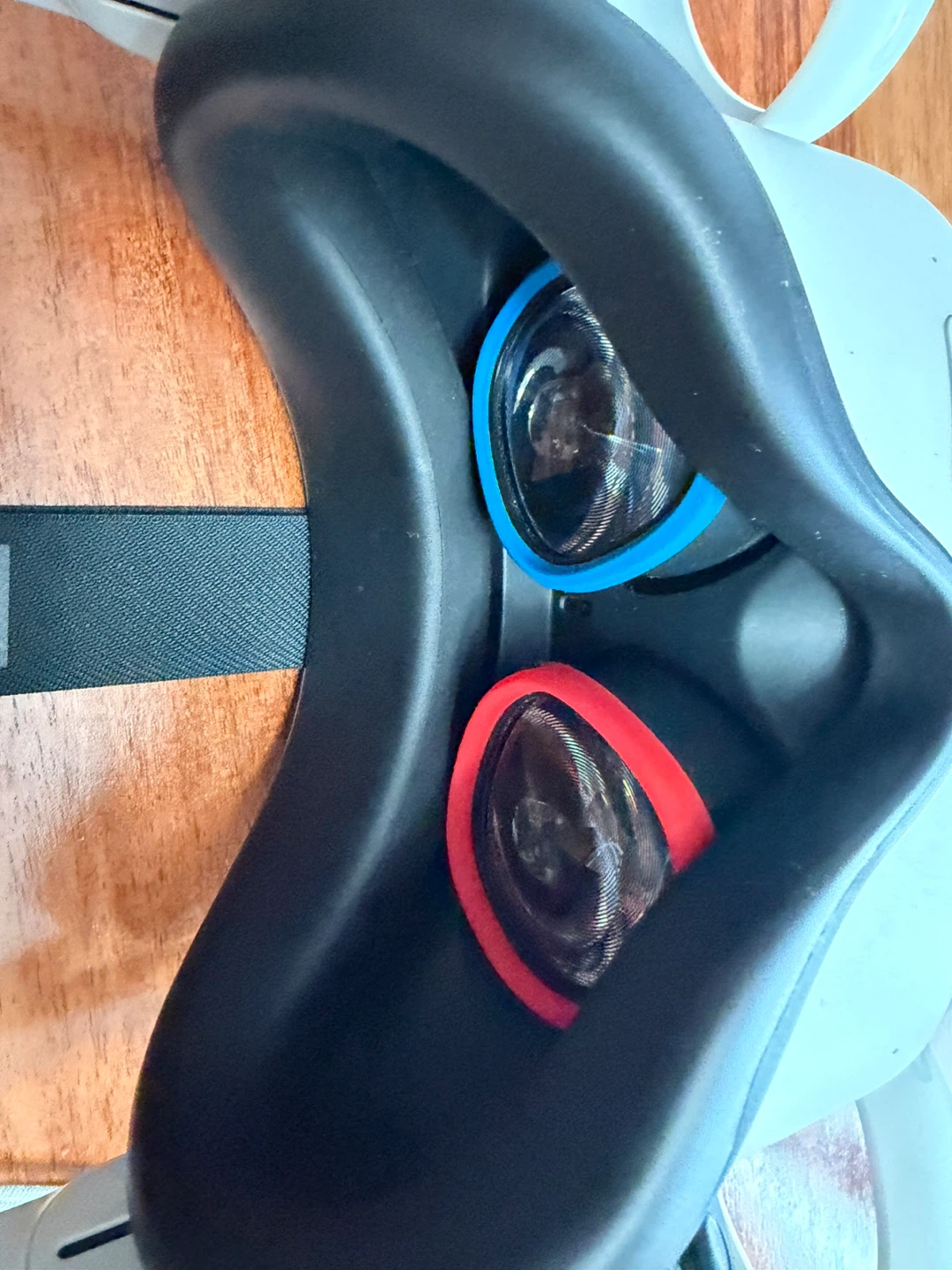 Meta Quest 2 VR Headset - photo 5