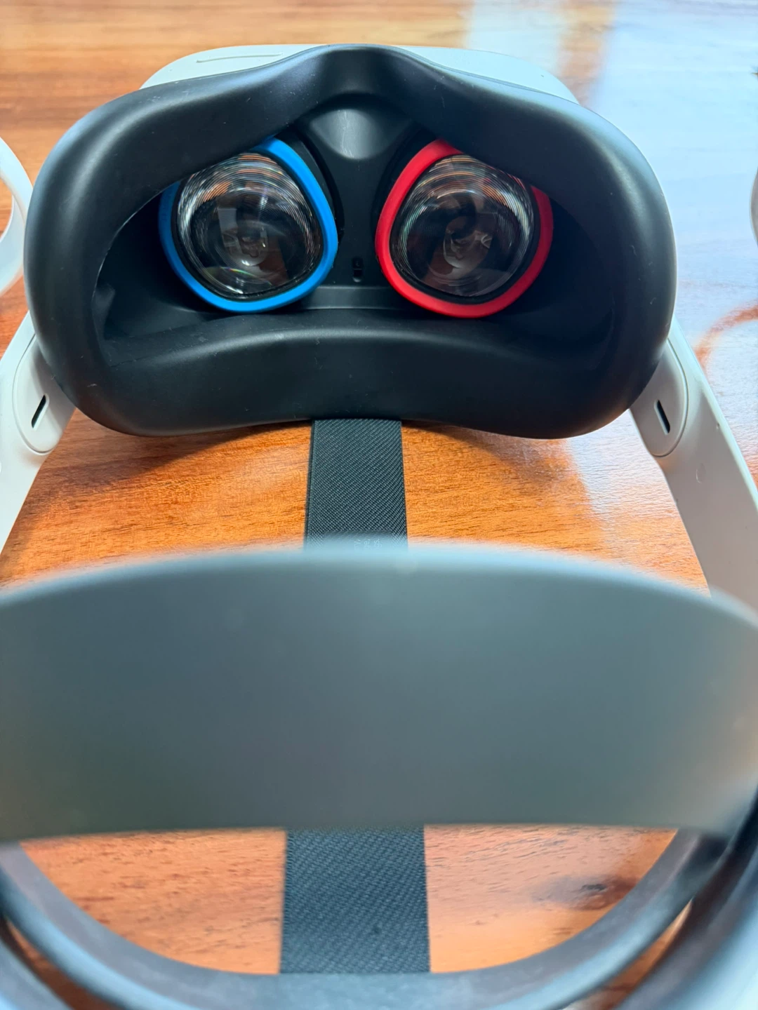 Meta Quest 2 VR Headset - photo 3
