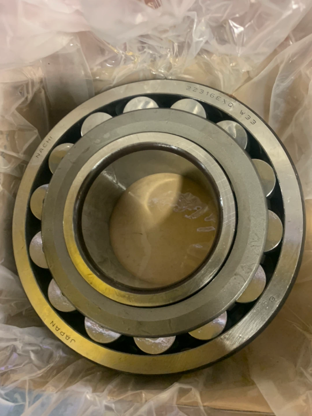 Nachi 22316EXQ W33 Spherical Roller Bearing