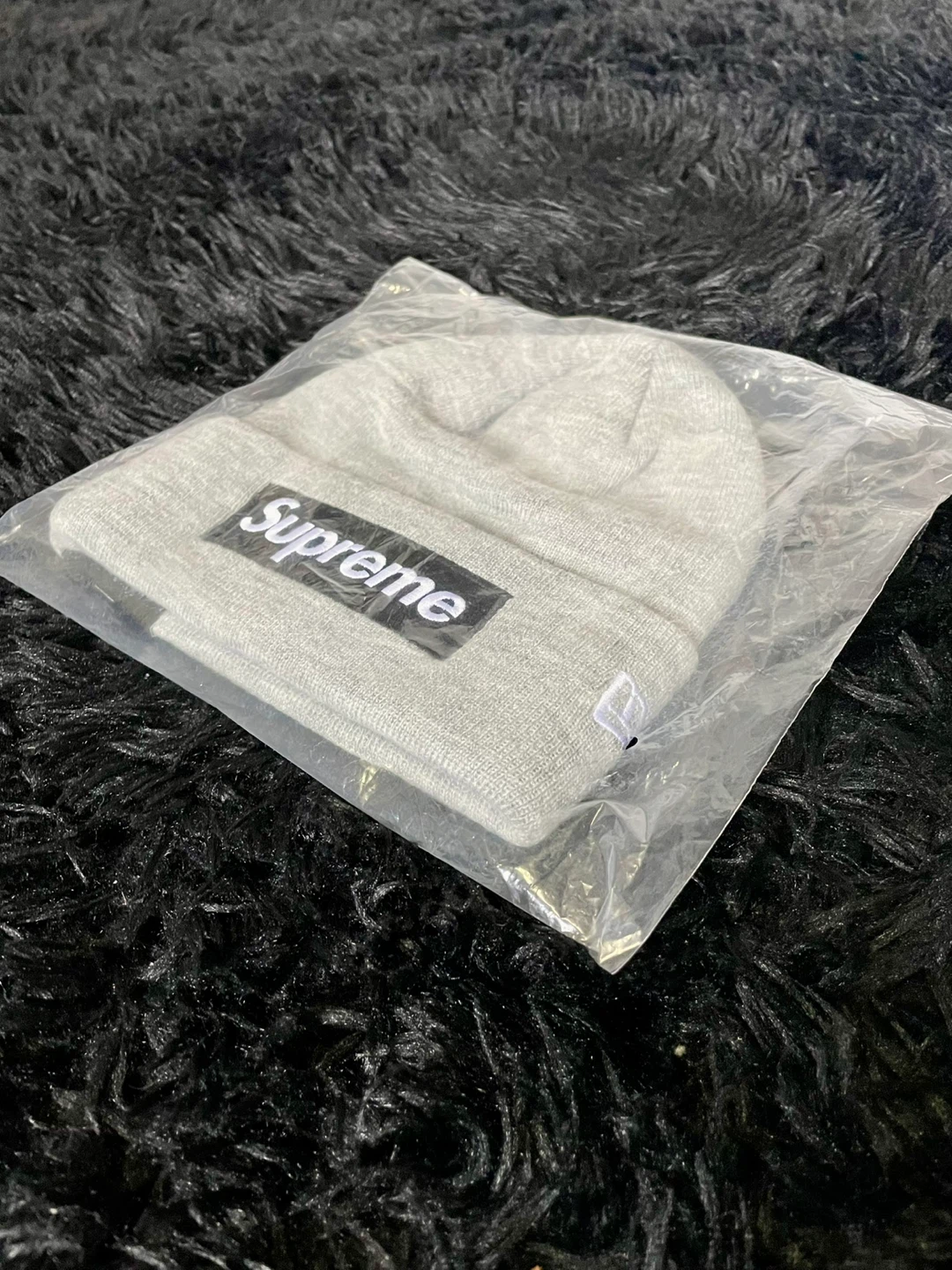 Supreme Box Logo Beanie Grey (FW22) - photo 3
