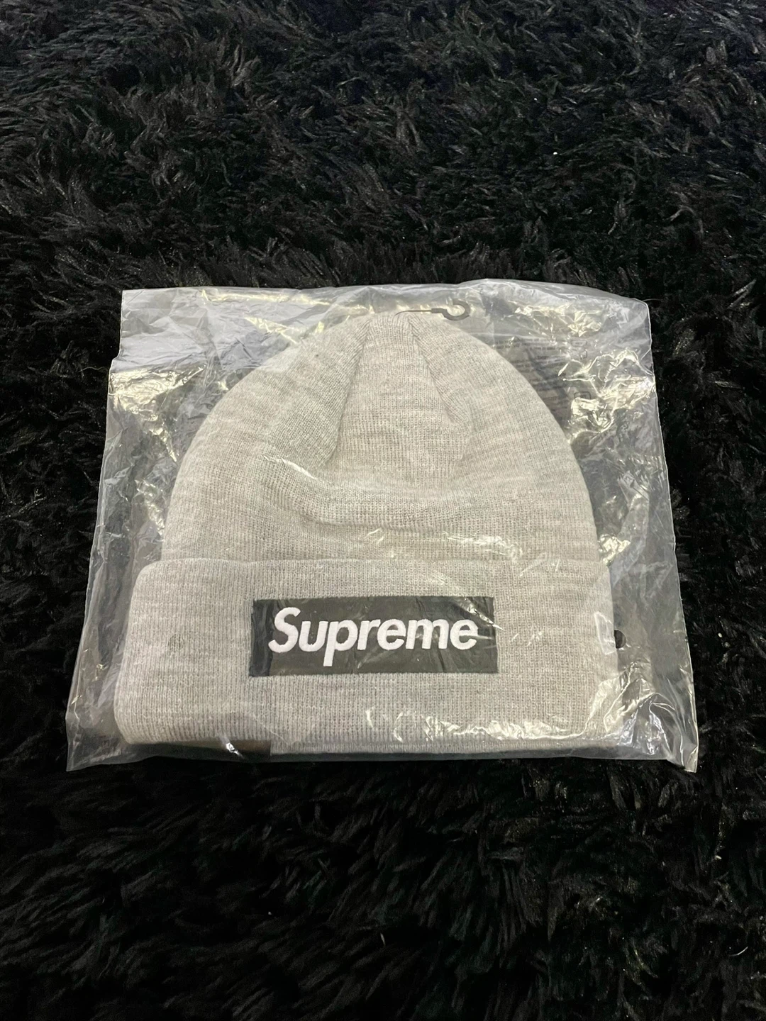 Supreme Box Logo Beanie Grey (FW22)