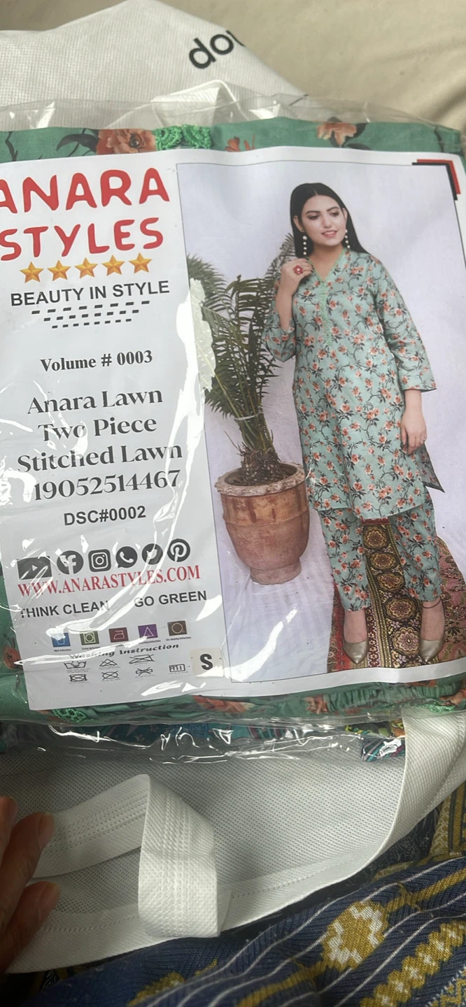Anara Styles 2 Piece Stitched Lawn Suit - Size S