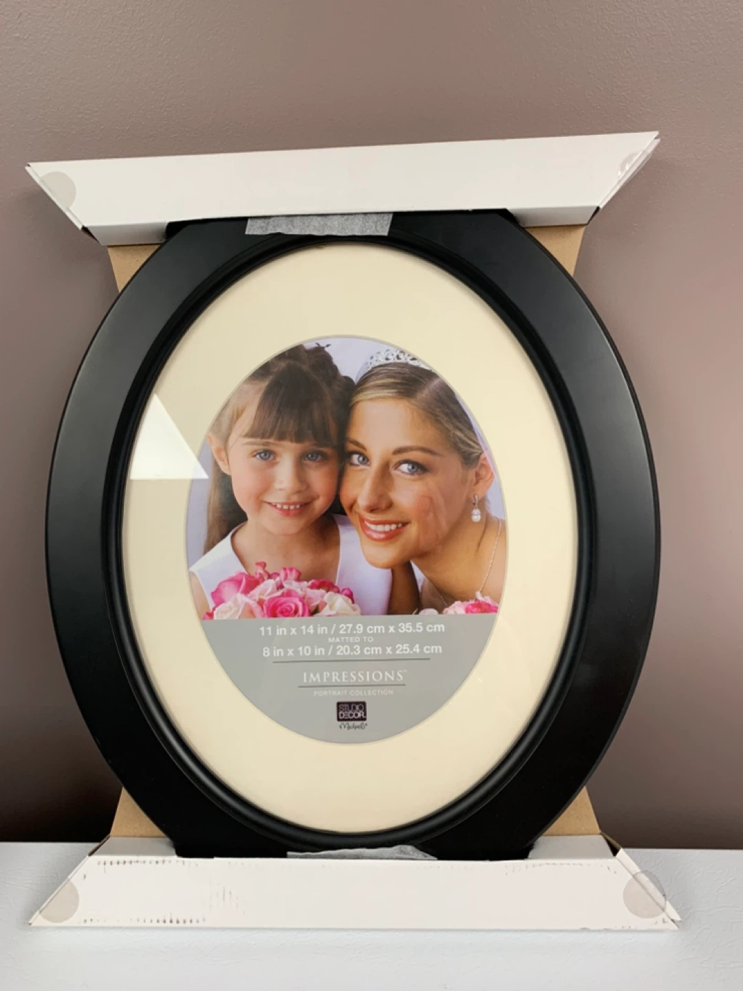 Oval Photo Frame Black 11x14