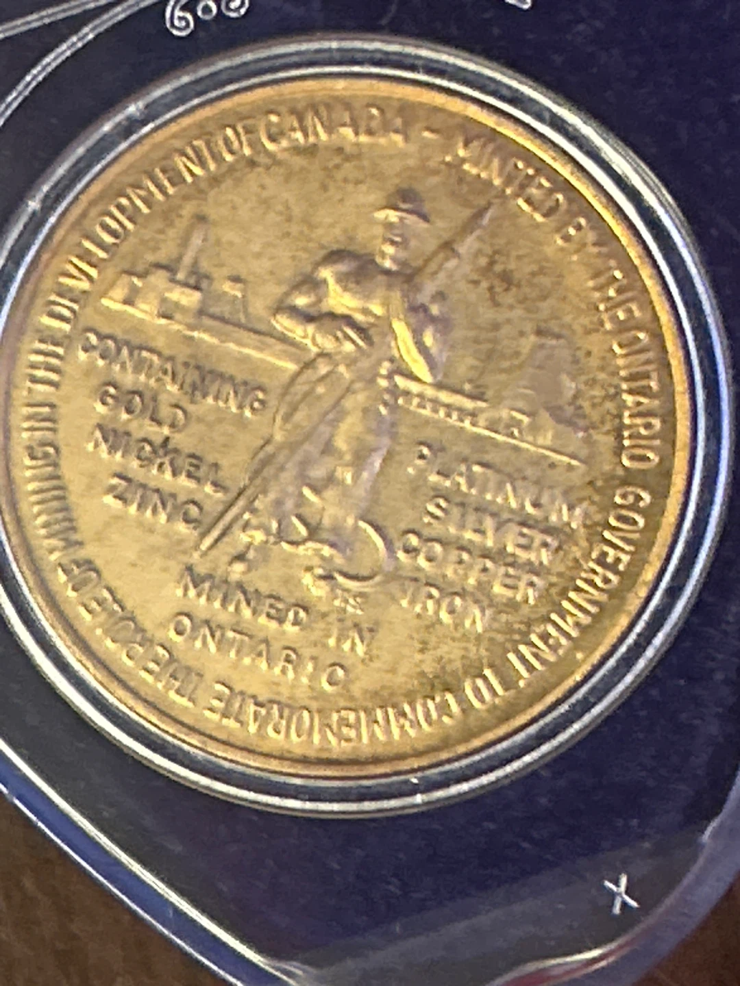 Collectors Coin has gold,silver,platinum,zinc,copper,iron,nickel - photo 2