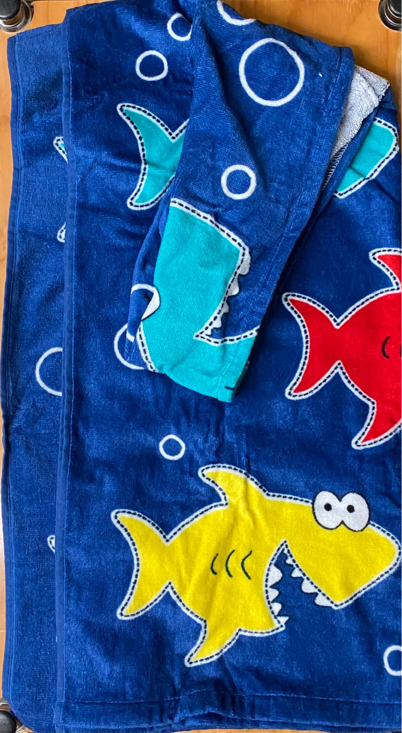 Kids Shark Hooded Towel (New)