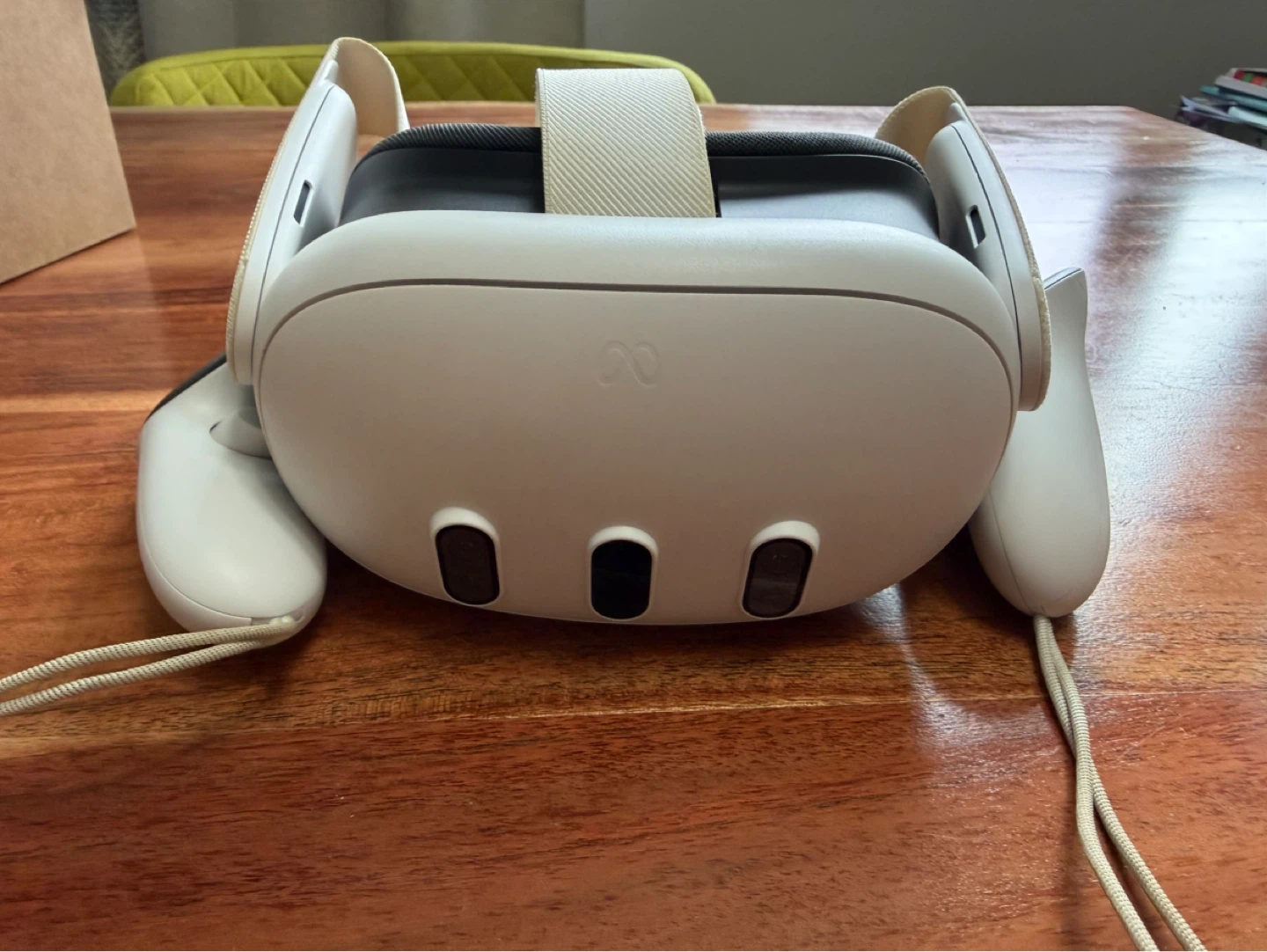 Meta Quest 3 VR Headset with Controllers - photo 5