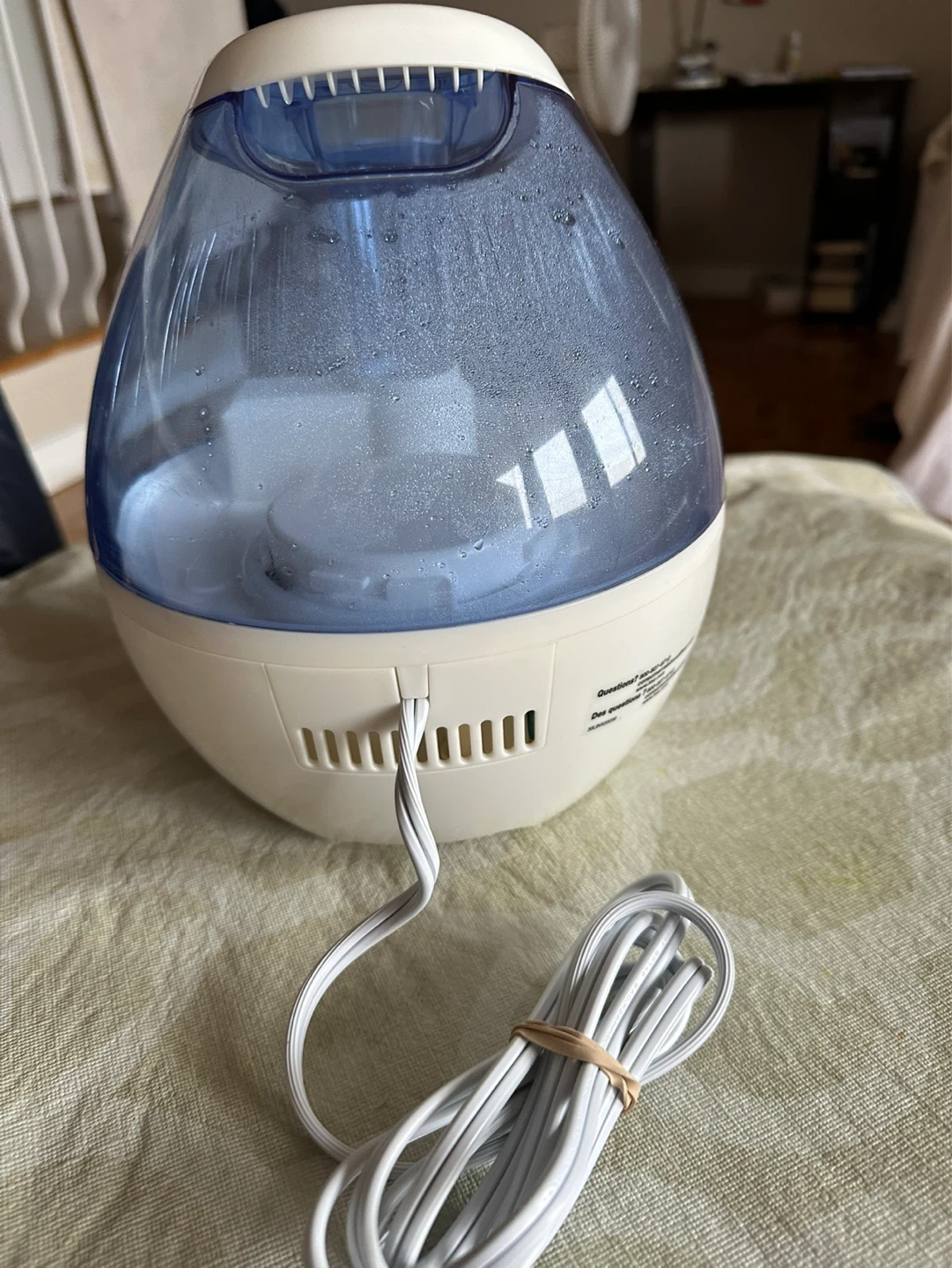 Vicks Humidifier with Blue Water Tank - photo 3