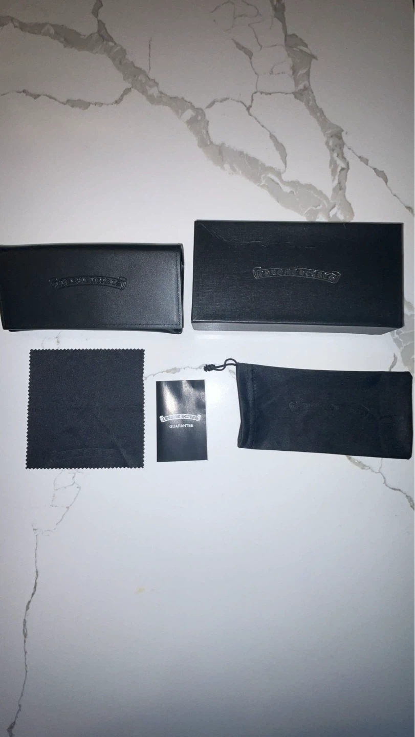Chrome heart glasses WITH CASE (blue light) - photo 2