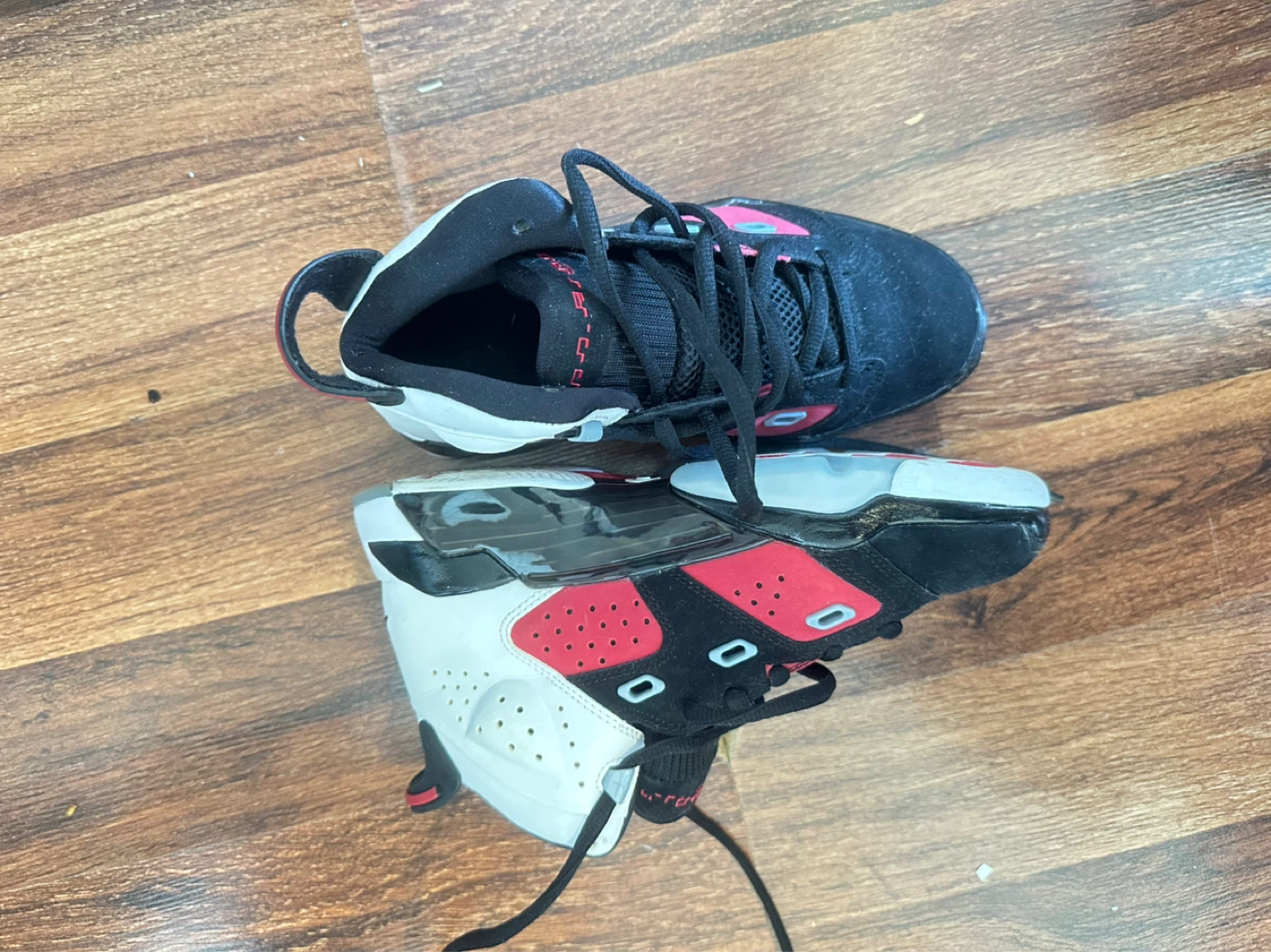 Air Jordan 6 Retro (PS) "Carmine" Shoes - photo 2