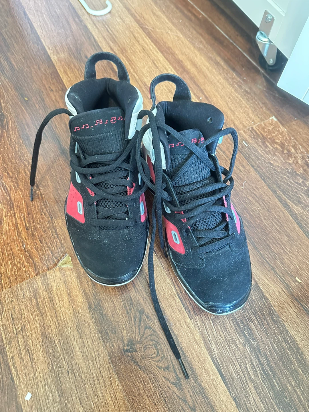 Air Jordan 6 Retro (PS) "Carmine" Shoes