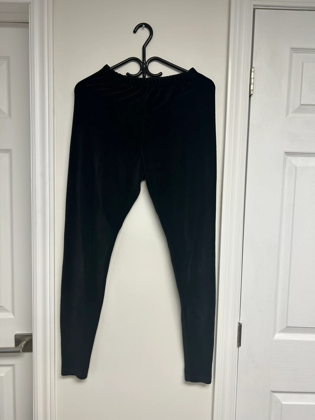 Black Velour Hoodie & Leggings Set "Nineties Babe" - Size 1X - photo 5