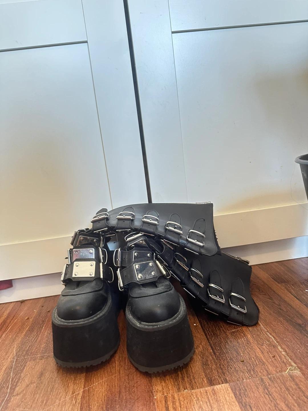 Demonia Damned-318 Black Vegan Leather Platform Boots Size 5