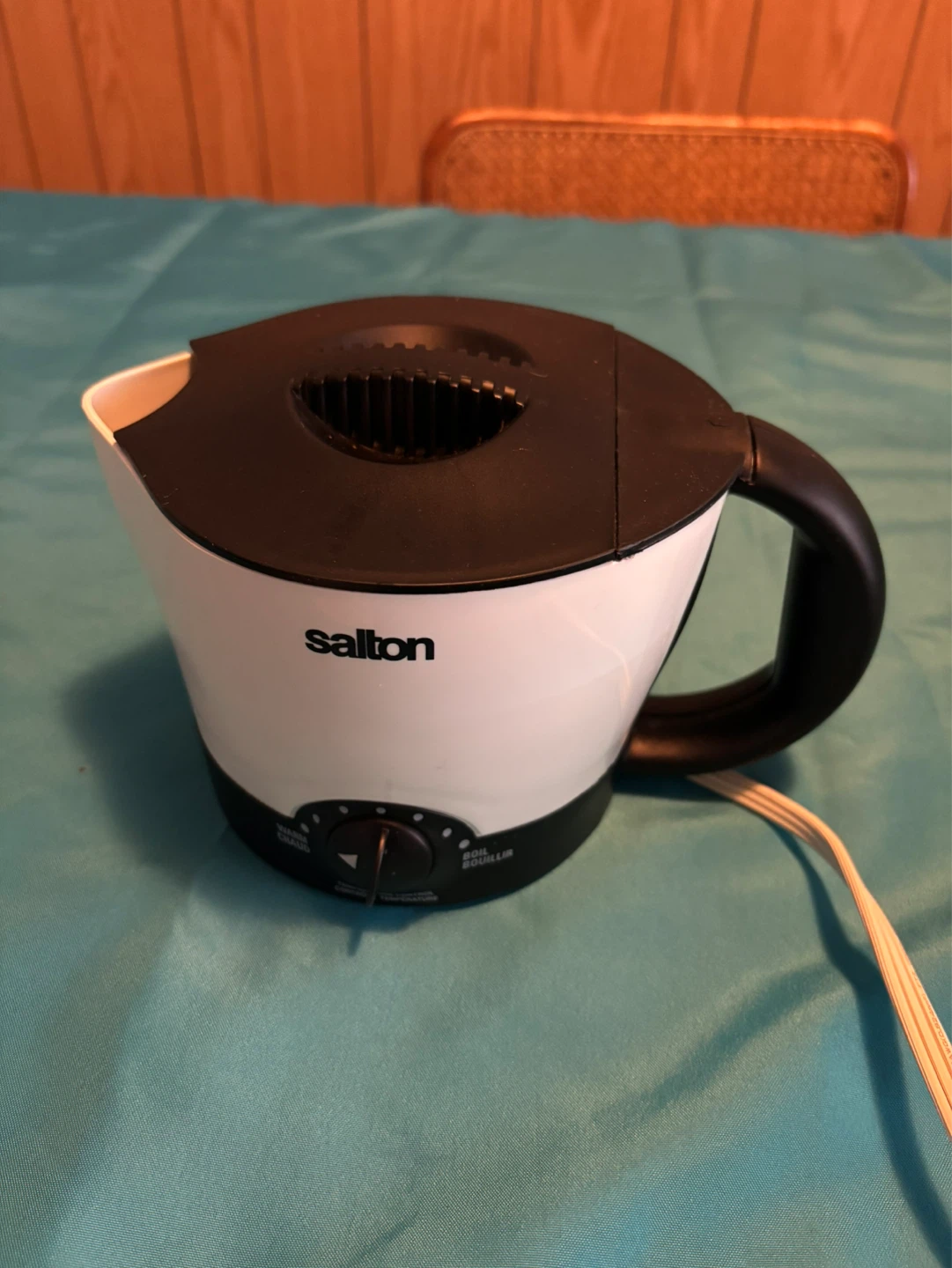 Salton Electric Kettle