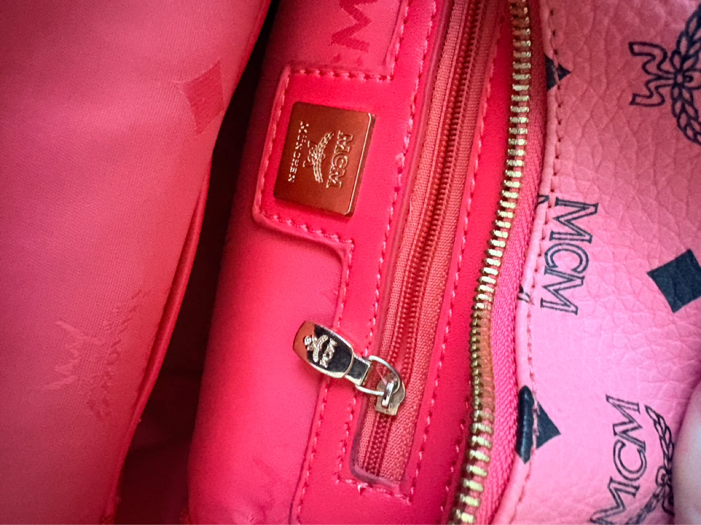 MCM Mini Backpacks ( authentic ) - photo 3