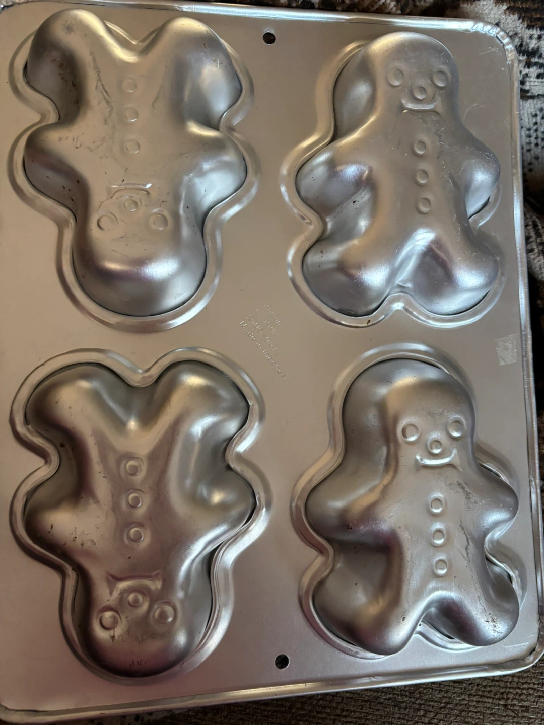 vintage Wilton Gingerbread Man Muffin Pan 4-Cavity - photo 5