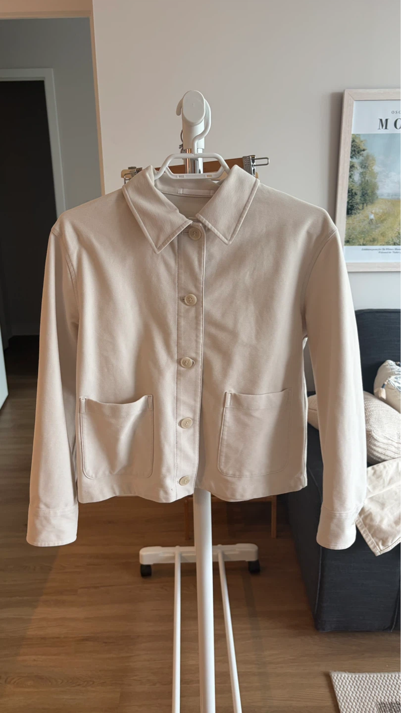 UNIQLO Cream light Jacket SMALL