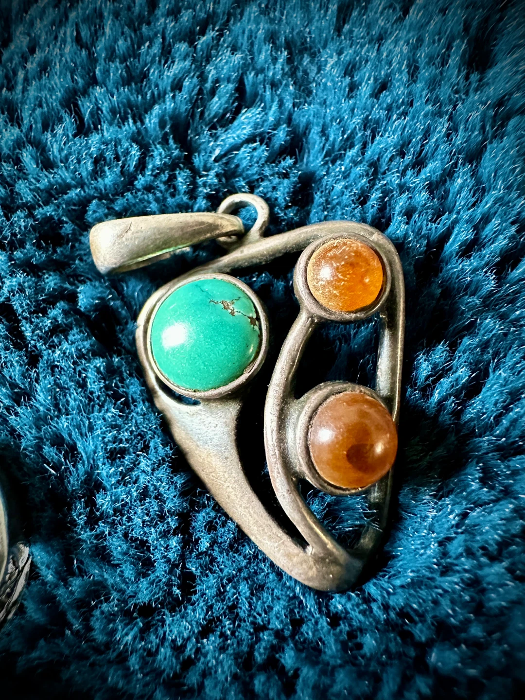 16gm Sterling Silver Pendant, Rings & Chain Set with Gemstones - photo 4