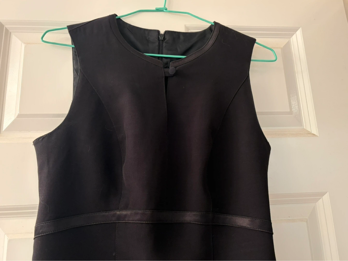 Elegant Vintage Black Sleeveless Sheath Dress - photo 2