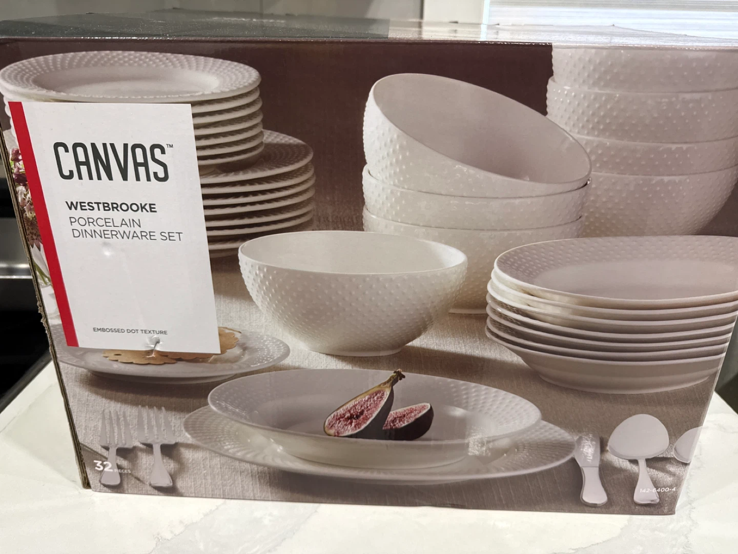 CANVAS Westbrook Porcelain Dinnerware Set