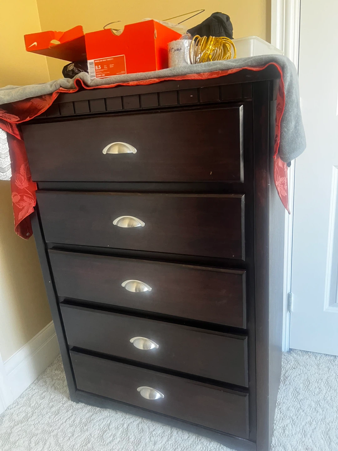 Dark Brown 5-Drawer Dresser