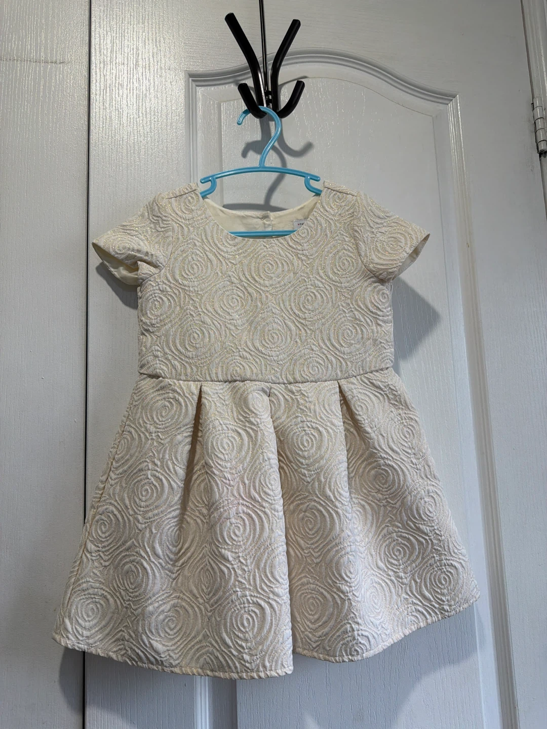 Cream Rose Textured Dress