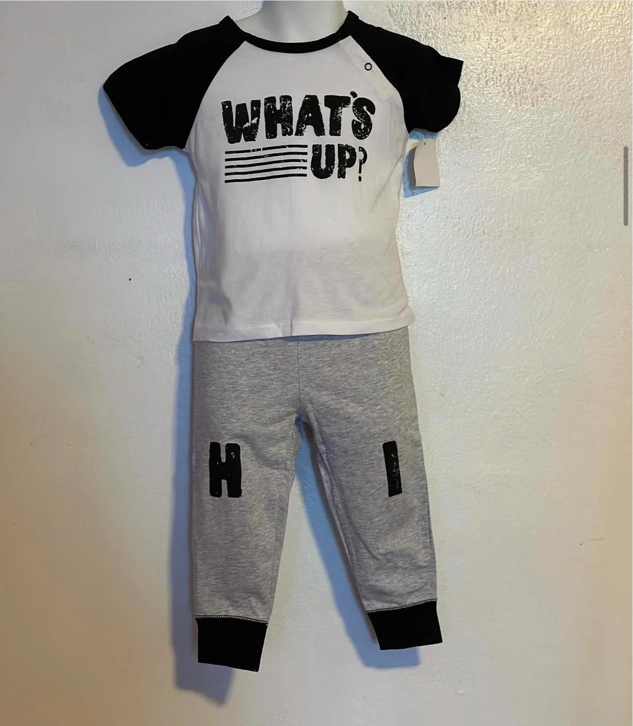 BOYS 2PC JOGGERS SUITE ( SIZE:18 MONTHS)