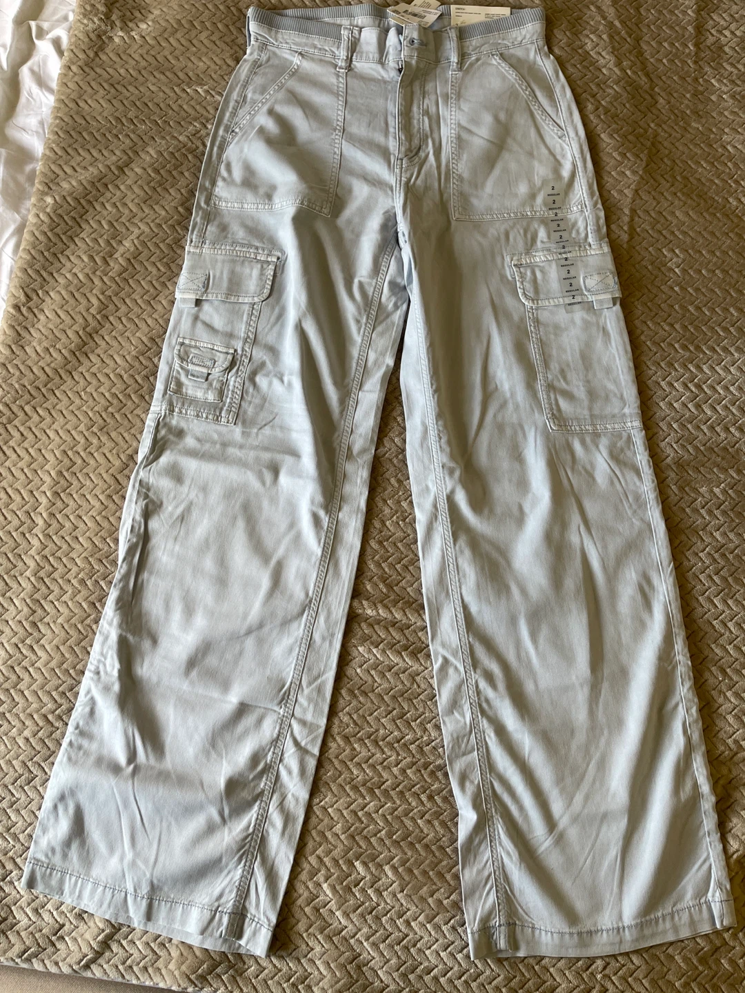 American Eagle Super  Leg Cargo Pants Size 26W
