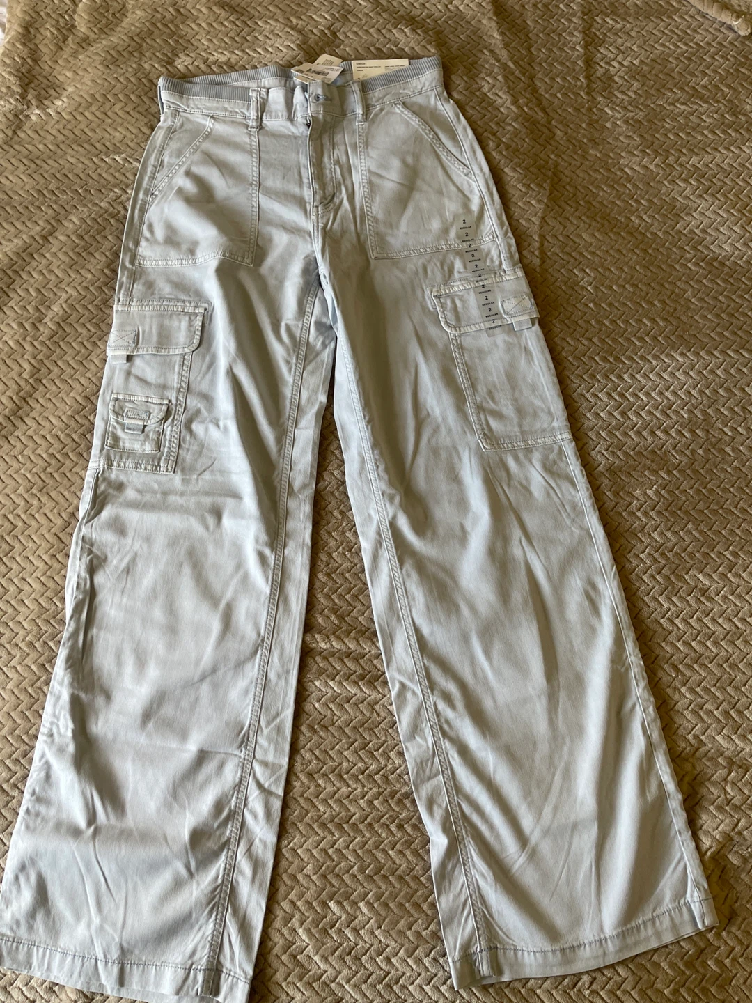 American Eagle Super  Leg Cargo Pants Size 26W - photo 2