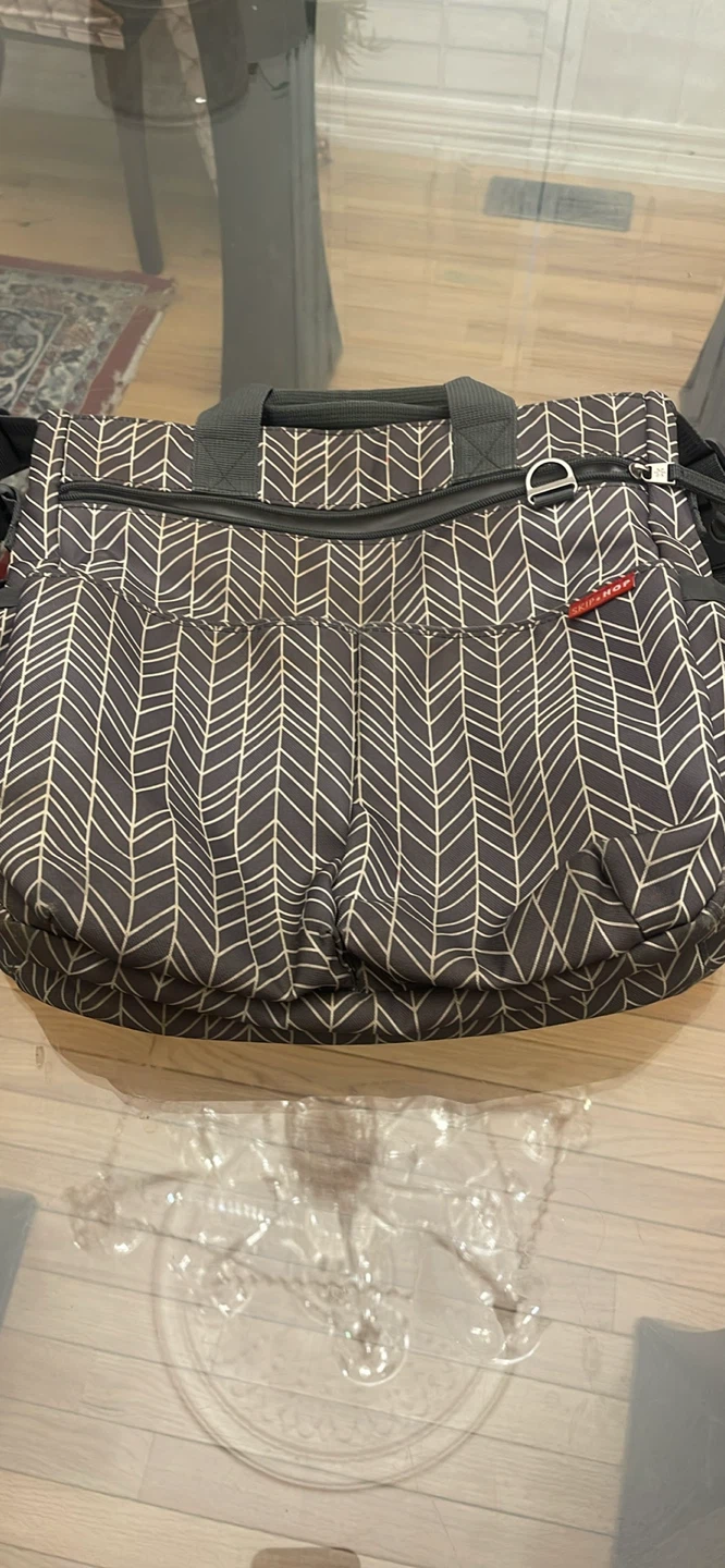 Skip Hop Diaper Bag - photo 3