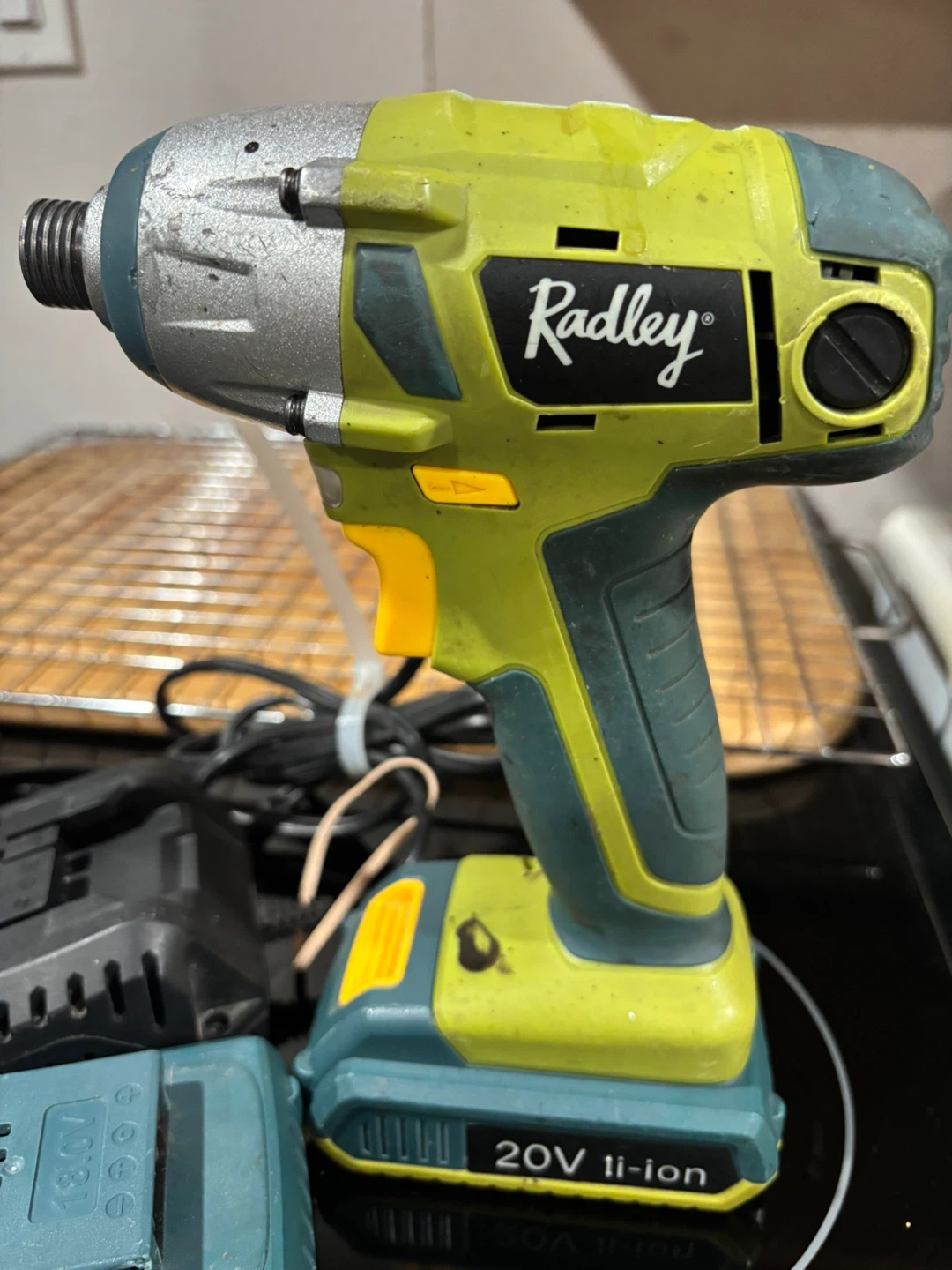 Radley 20V Impact Driver with Two Batteries and Charger - photo 2
