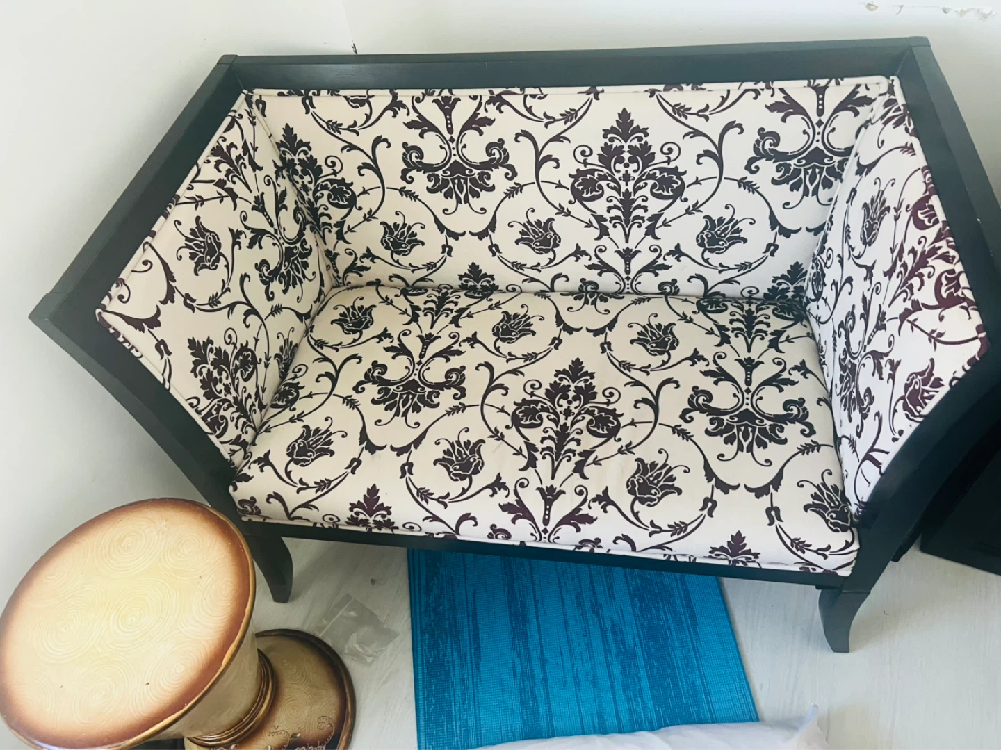 Sette with damask pattern - photo 4