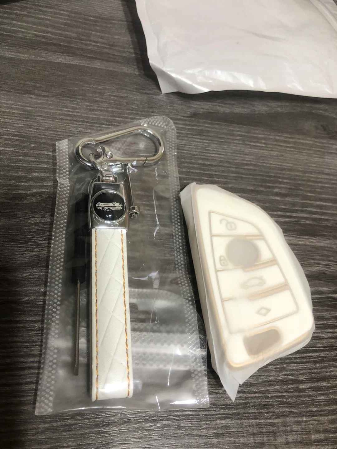New-White Leather Car Key Fob Cover and Keychain Set - photo 3