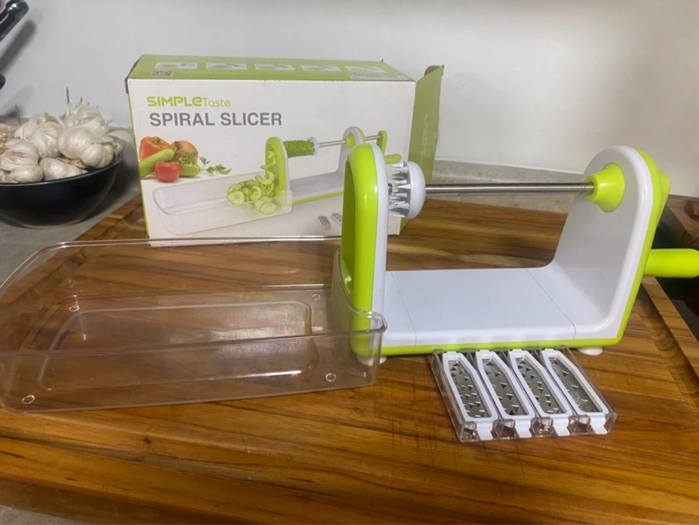 SimpleTaste Spiral Slicer with 5 Blades - photo 2