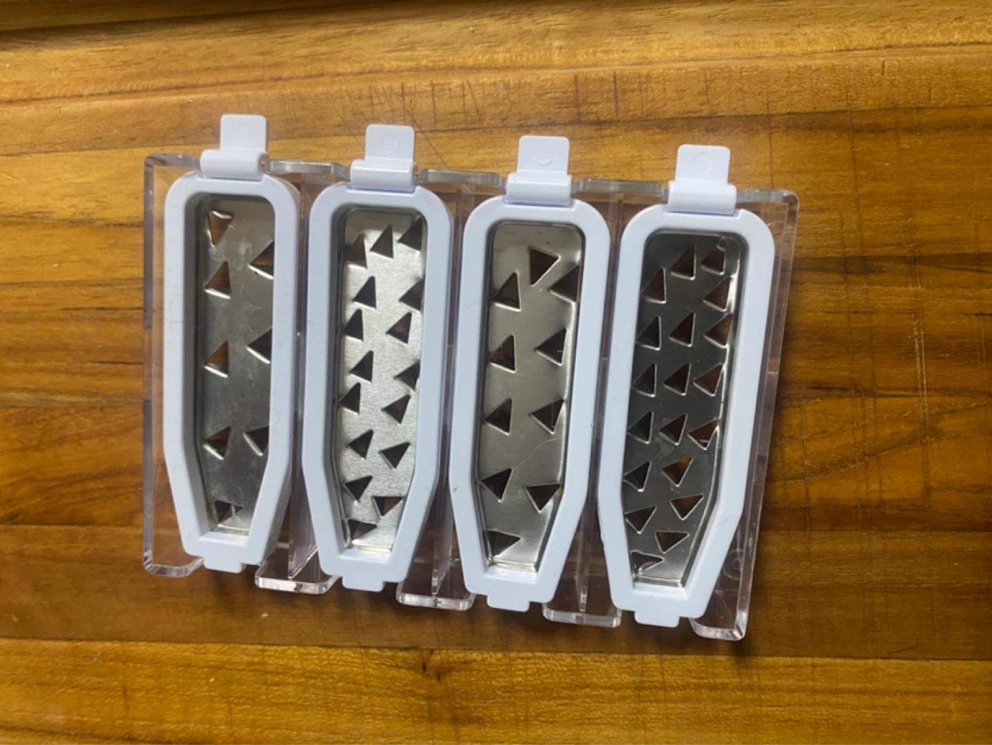 SimpleTaste Spiral Slicer with 5 Blades - photo 3
