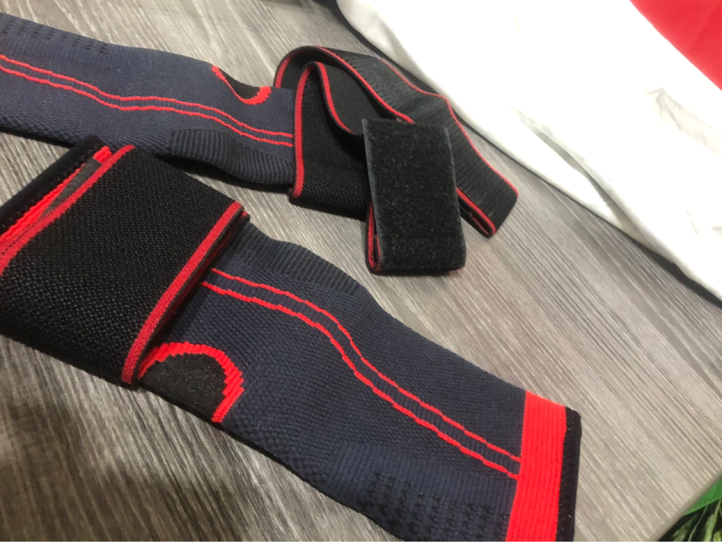 New-Ankle Brace for Plantar Fasciitis Relief (Medium, Red/Black) - photo 3