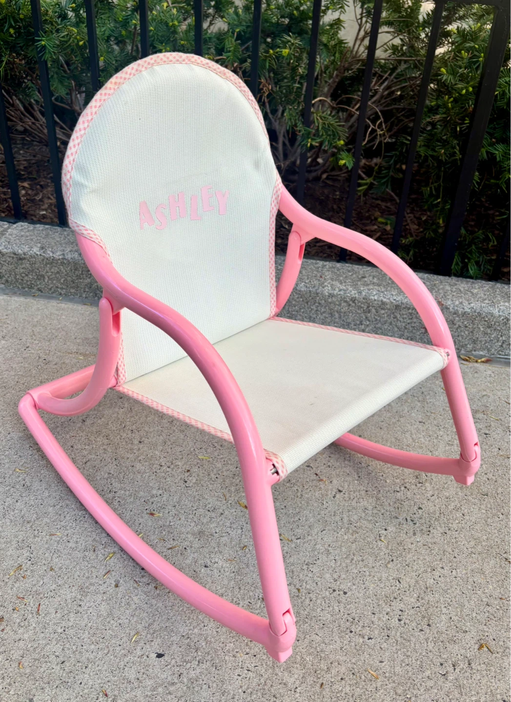 Personalized Portable Rocking Chair - Pink