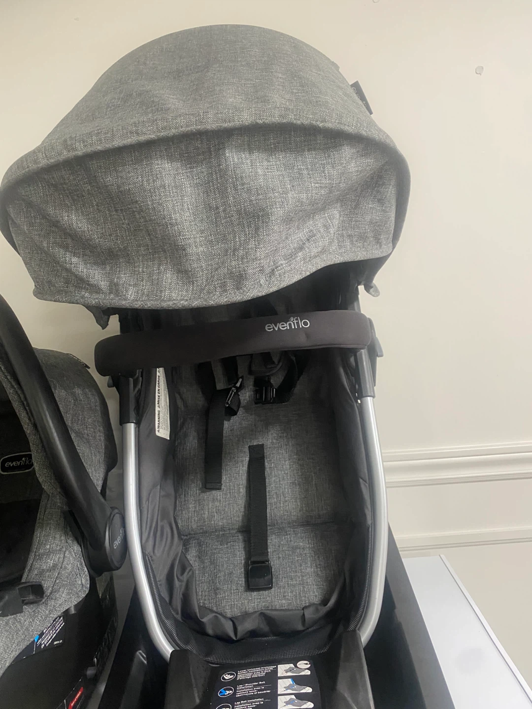 Evenflo Infant Car Seat with Base and stroller - photo 4