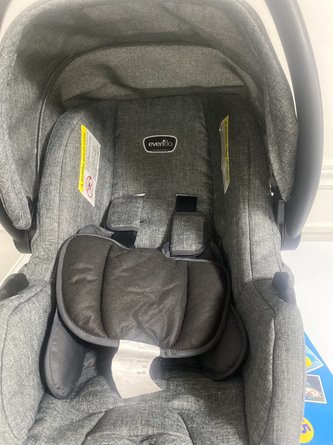 Evenflo Infant Car Seat with Base and stroller - photo 3