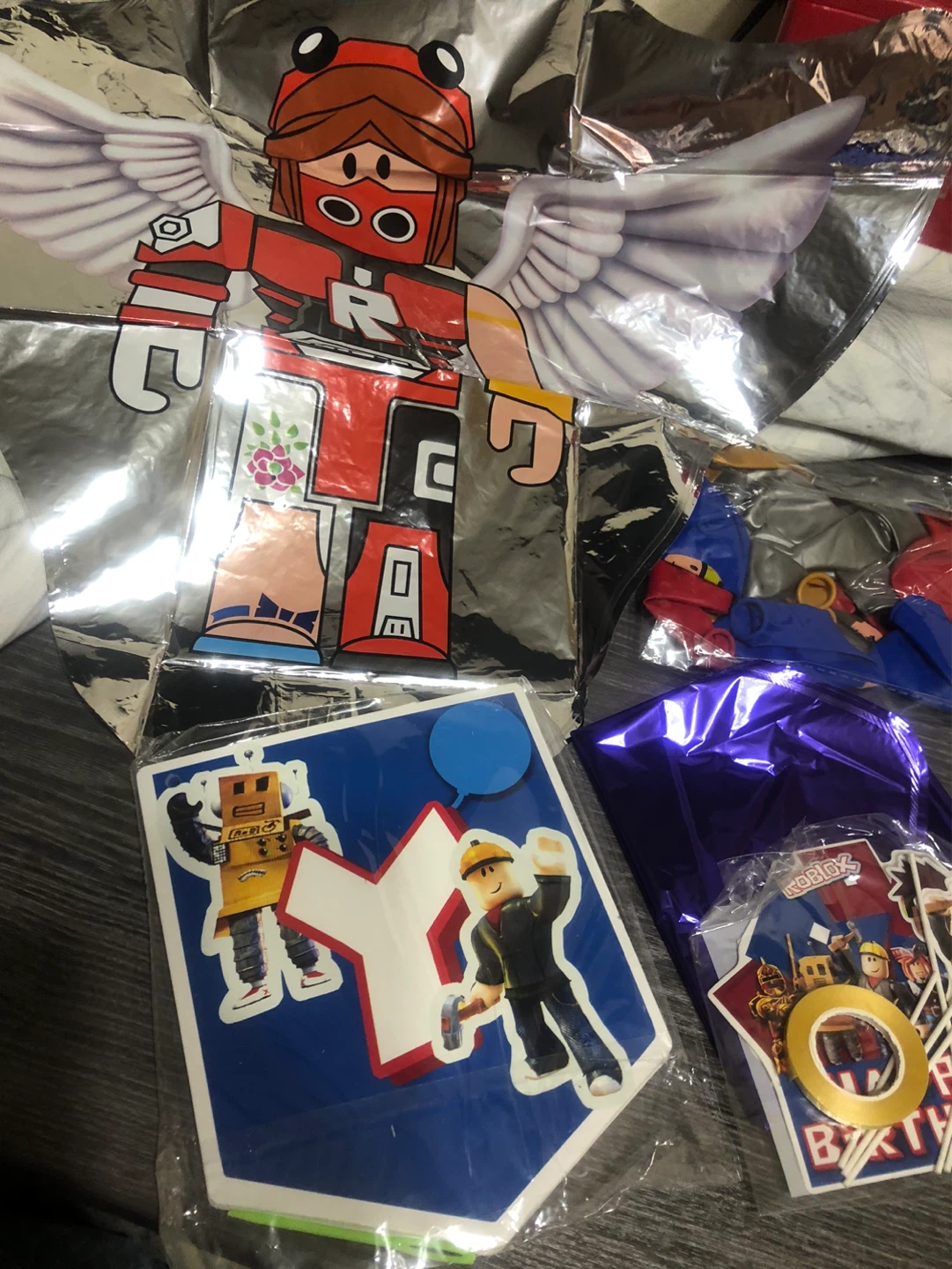New-Roblox Birthday Party Decorations! - photo 2