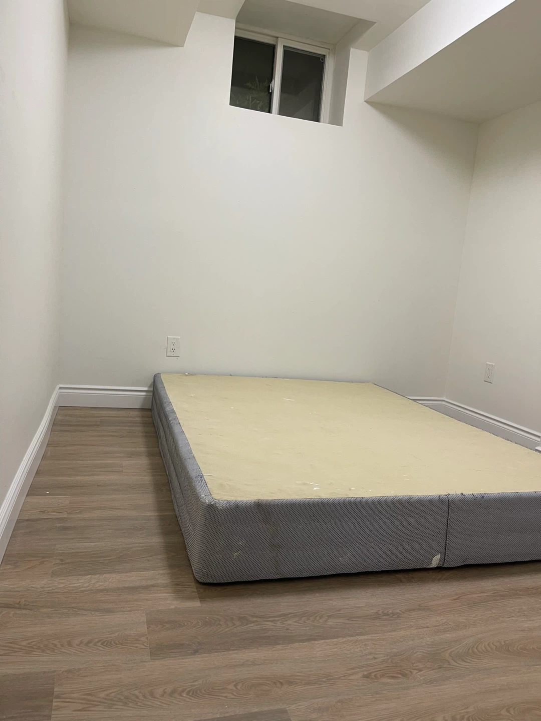 2bd 2 by plus den basement apartment for rent June 1st - photo 2
