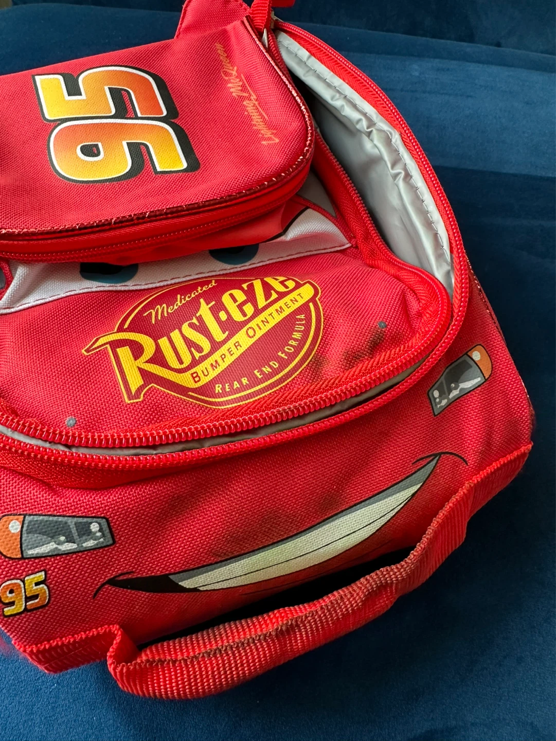 Disney Pixar Cars Lightning McQueen Lunch Box - photo 2