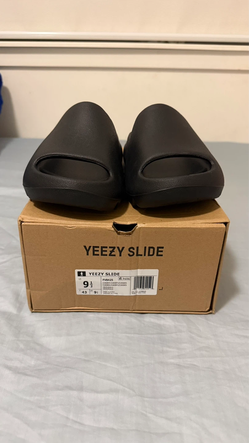 Adidas Yeezy Slide Black Size 9.5 - photo 4