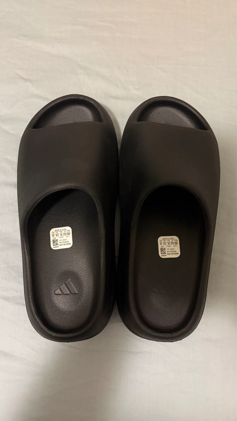 Adidas Yeezy Slide Black Size 9.5 - photo 2