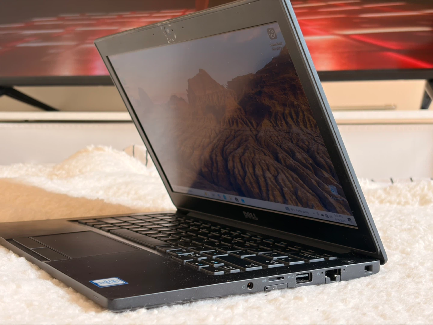Dell Latitude 7280 Laptop - Core i5 / 8GB RAM / 256GB SSD - photo 4