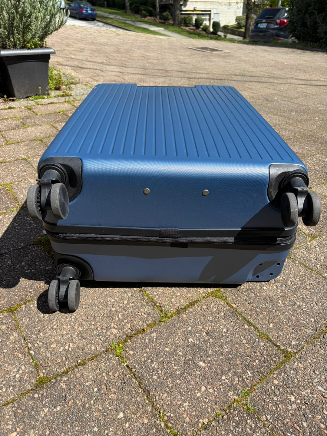 Blue Hardside Spinner Luggage - photo 4