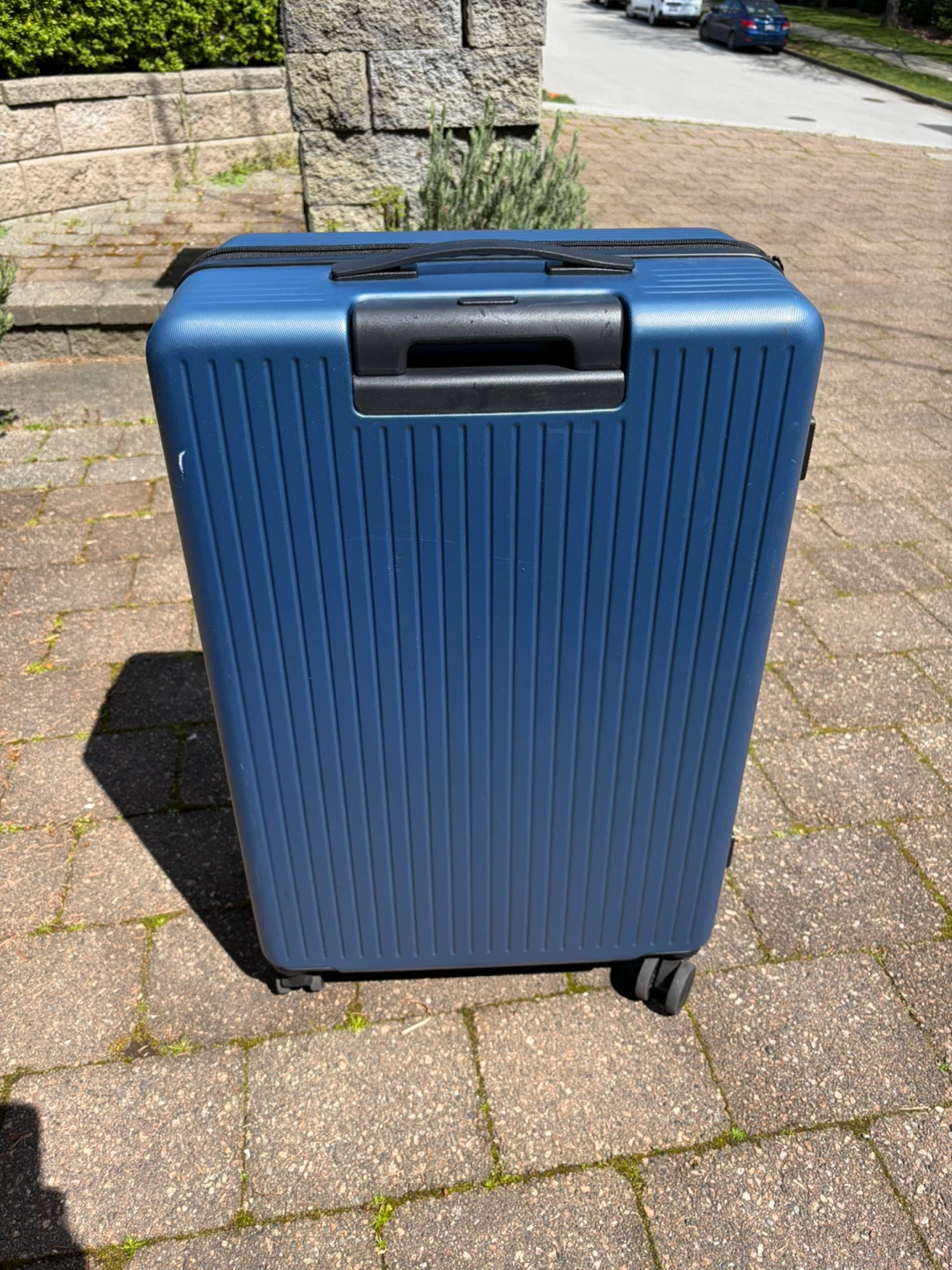 Blue Hardside Spinner Luggage - photo 3