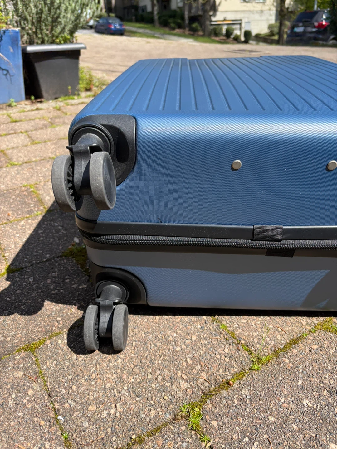 Blue Hardside Spinner Luggage - photo 5